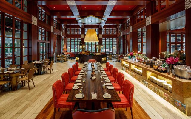 Sofitel Singapore Sentosa Resort & Spa