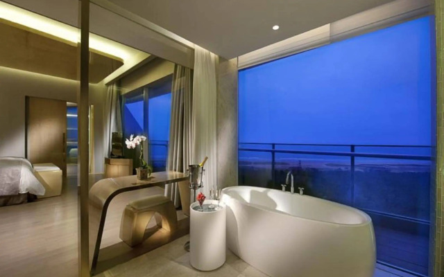 Wyndham Grand Qingdao