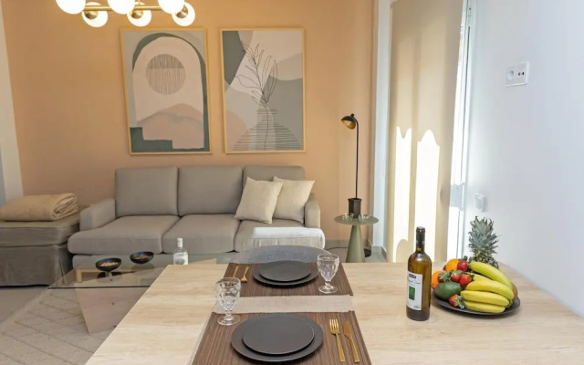 Urban Apartment in Egaleo