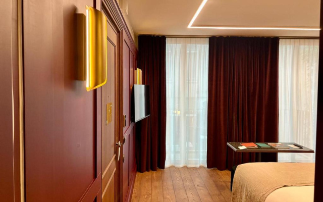Faubourg 21 – The Leading Hotels of the World