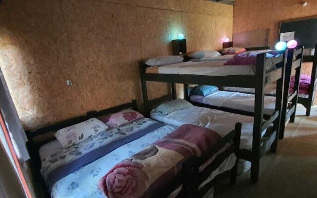 Candy House - Hostel