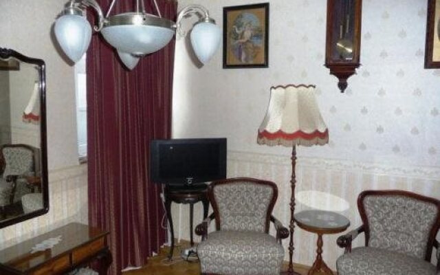Matus Hotel