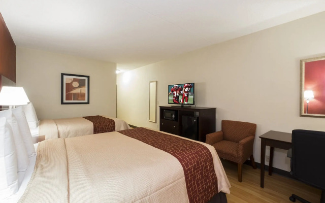 Red Roof Inn & Suites Cincinnati North - Mason