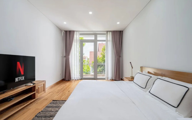 Thao Dien Garden Villa 5BR Luxury Oasis