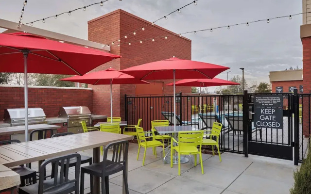 Home2 Suites By Hilton Sacramento At Csus