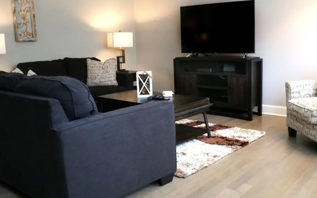 Charming One Bedroom Suite