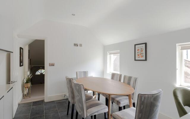 Your Apartment Redcliffe Parade No9 I Maisonette
