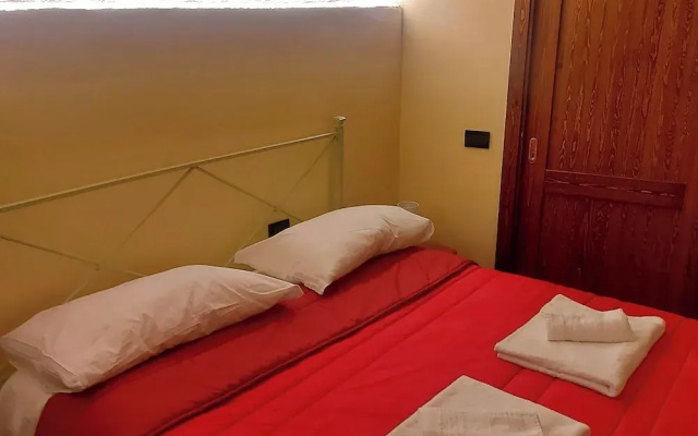 Charming San Gimignano Apartment With City Views