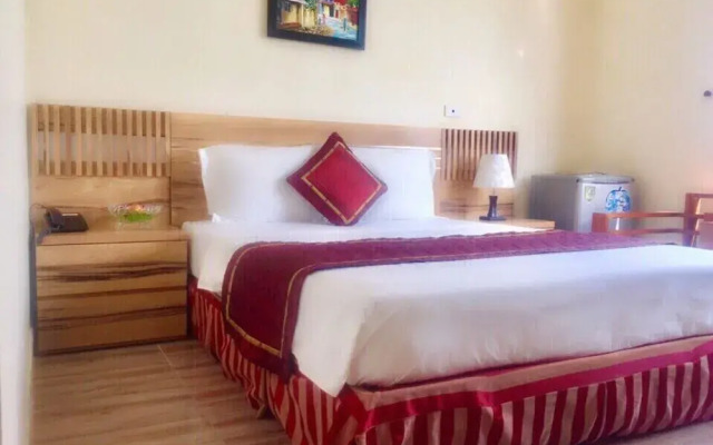 Westlake Hotel - Lac Long Quan