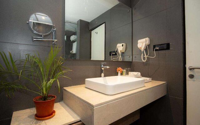 Indreni Suites
