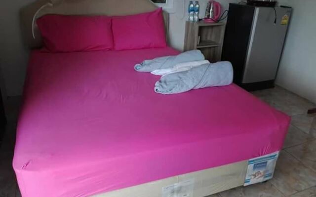 Urawadee Homestay Khiri Wong