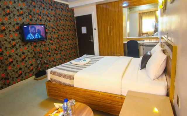 Lekki Waterside Hotel