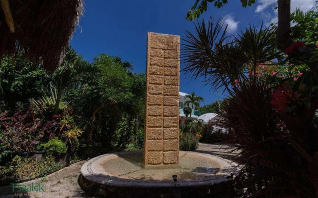 Tsaakik Jungle Hotel & Spa