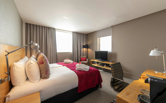 Apex Temple Court Hotel