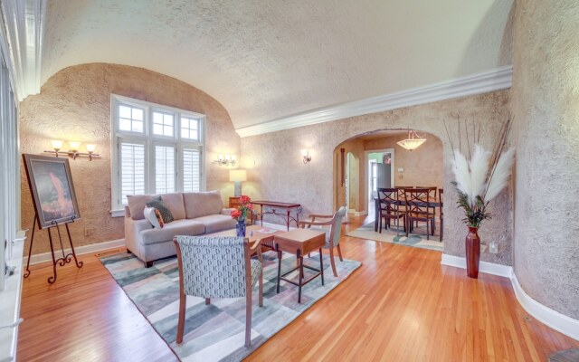 Charming Tusla Home ~ Half-mi to Expo Square!
