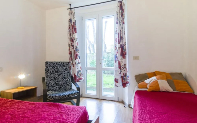 Nelson Mandela Forum Flat