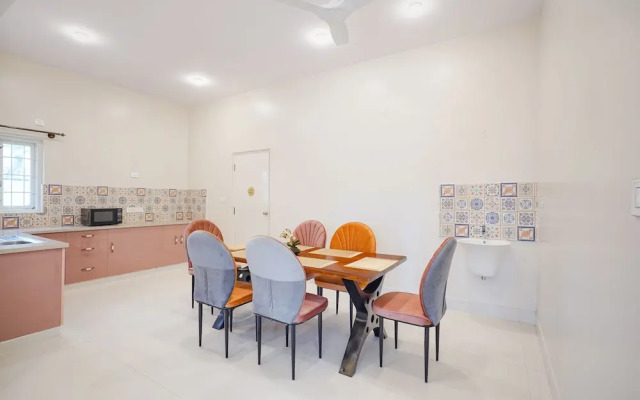 Fabhotel Bougainvillea Suites