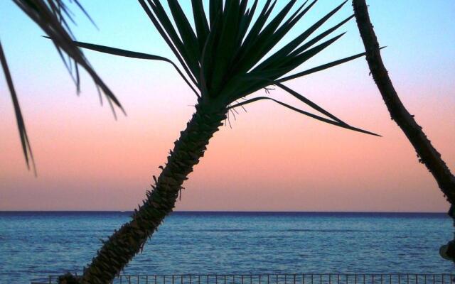 Taormina Mare Apartments,Suites & Beachclub