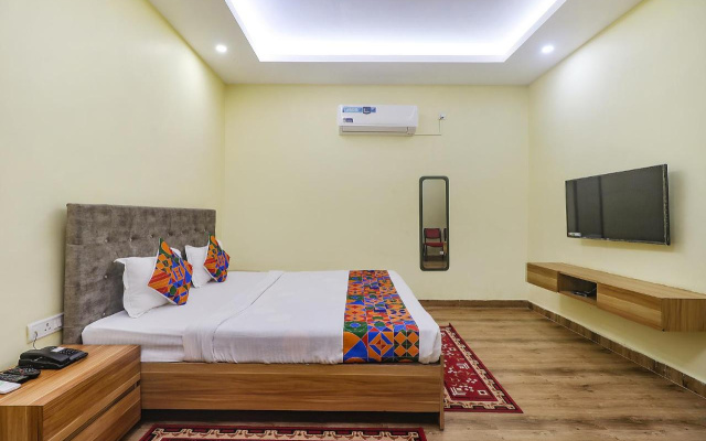 FabHotel Le Gardenia