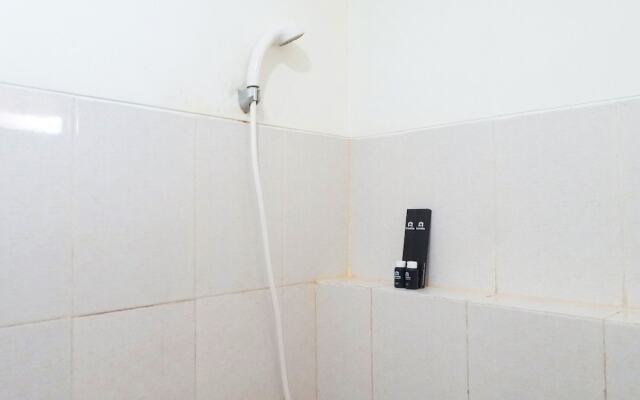 Comfy and Relaxing Studio Apartment at Educity Pakuwon By Travelio