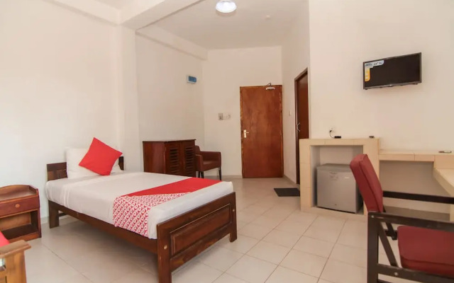 OYO 111 Sea Shine Beach Hotel