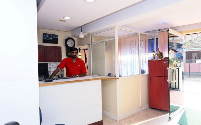 OYO 19877 Gamas Centre