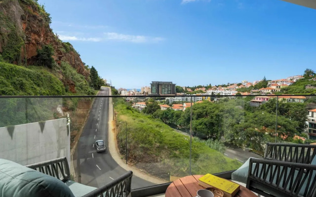 Funchal, With Pool - Uptown 13 Apartment