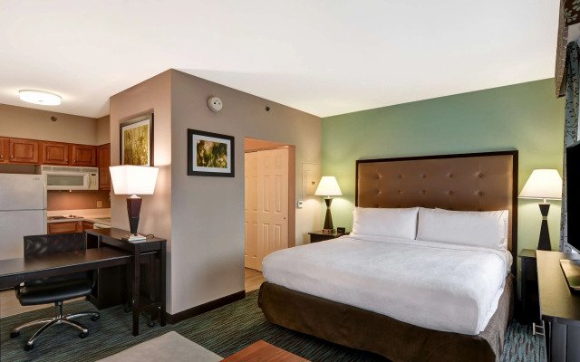Homewood Suites by Hilton Aurora Naperville