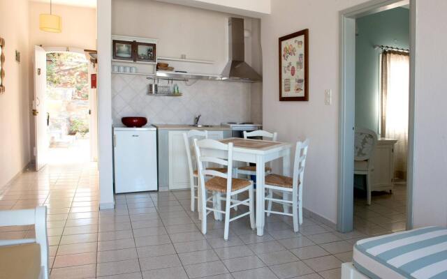 Adrakos Apartments (Adults Only)