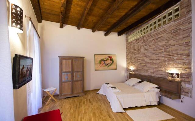 Castelletto Suites