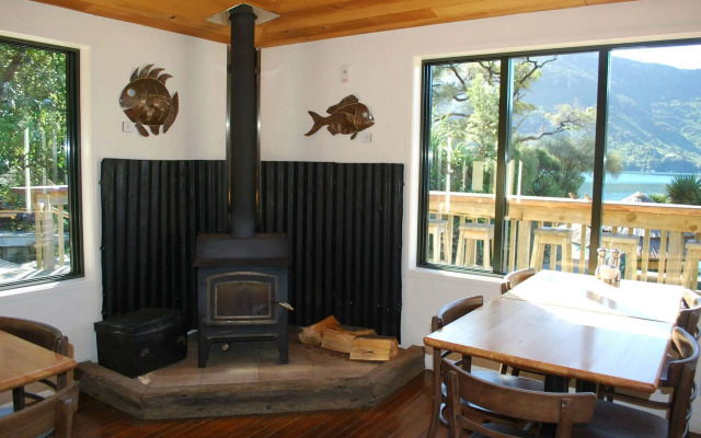 Lochmara Lodge