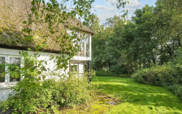 15 Person Holiday Home in Hundslund-by Traum
