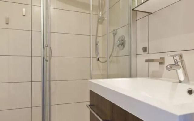 Iderhoff-sweet Modern Retreat