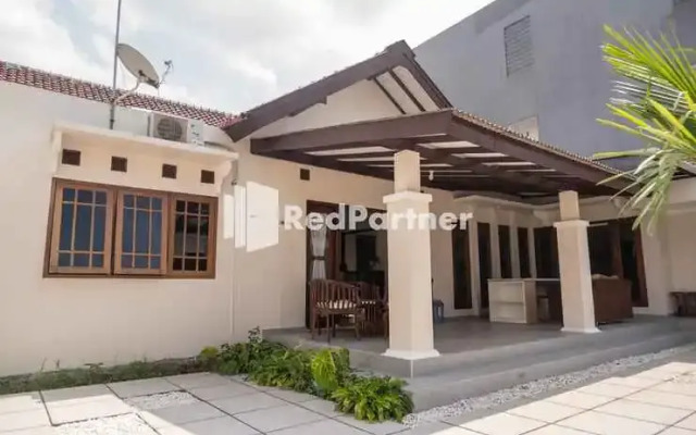 Guest House B Fren Syariah Near JIH Yogyakarta Mitra RedDoorz