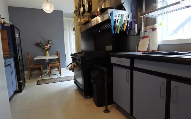 Black Rooster Guesthouse