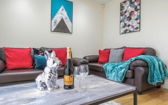 Tudors eSuites Four Bedroom House