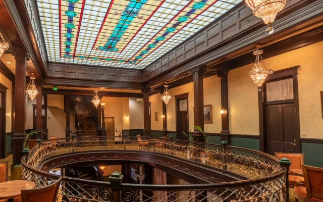 Geiser Grand Hotel