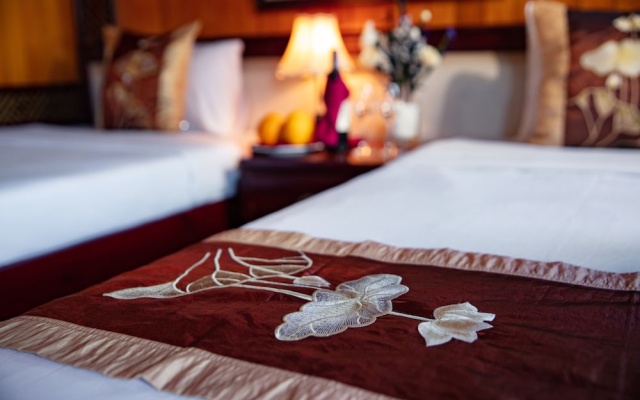 Cozy Bay Cruise – Guest Rooms – Ha Long
