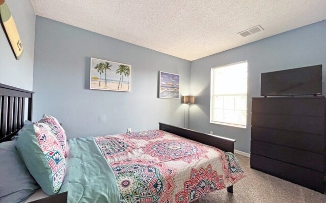 Villa Azul 4 Bedroom Townhouse by RedAwning