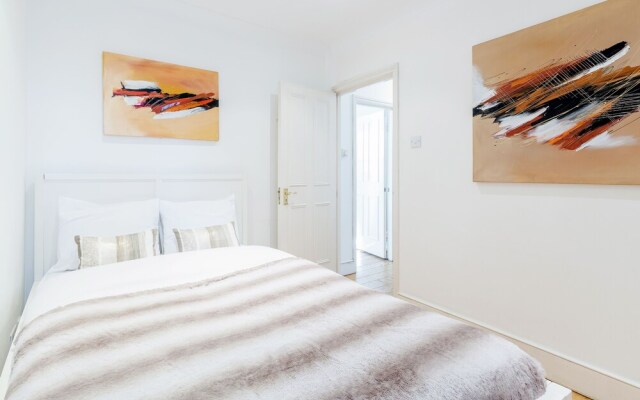 Bright Welcoming Apartment With Terrace, Fulham 3 bed