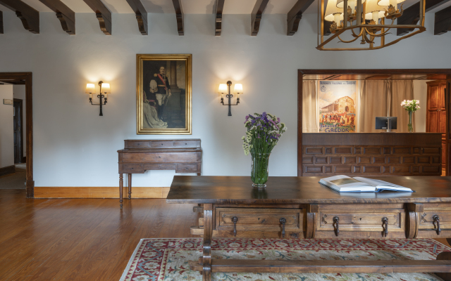 Parador De Gredos