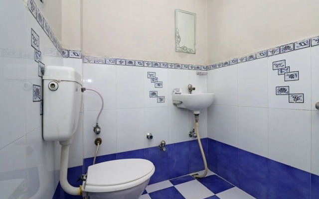 Hotel Golden Bangla by OYO Rooms