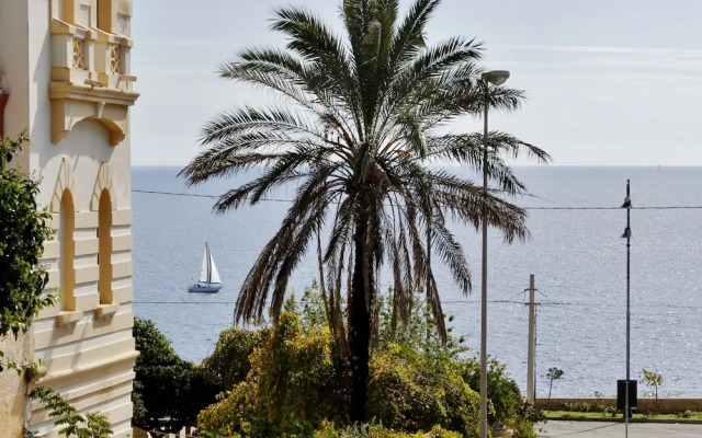 Palazzo De Donno App No04