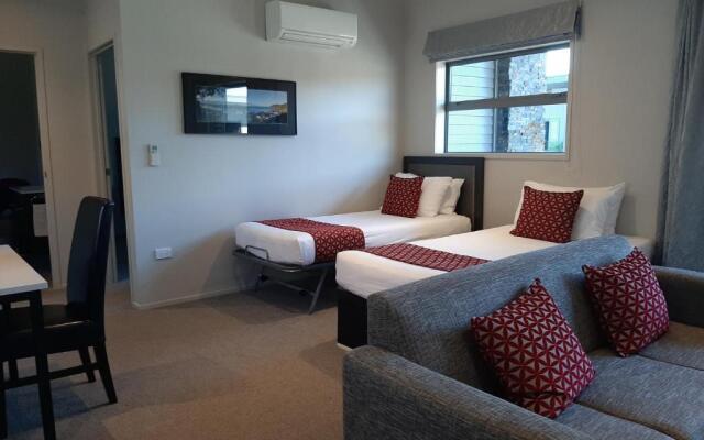 37 The Landing Motel