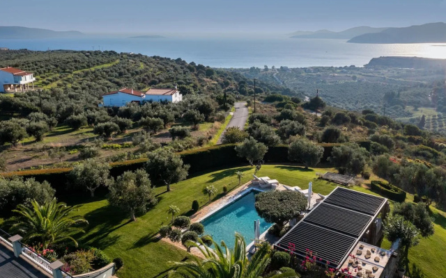 Methoni Paradise Villa for 10 & Pool
