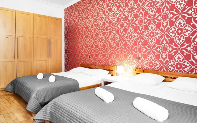 Collosal 6 bedroom- Slowackiego avenue