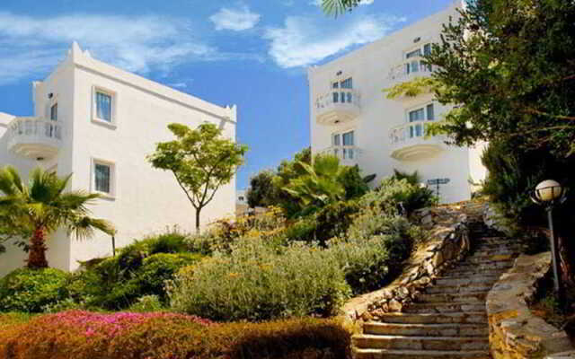 Caliente Bodrum Resort