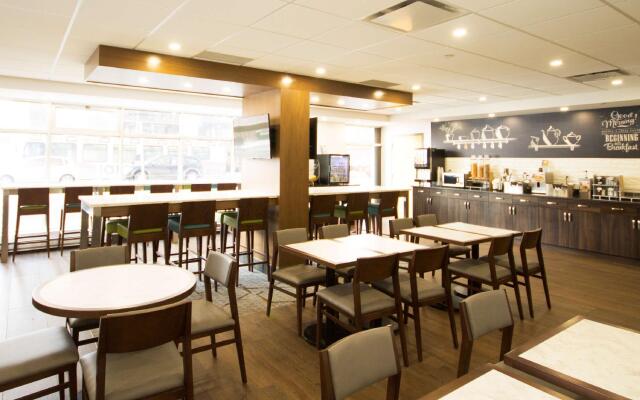 Best Western Plus Suites Downtown