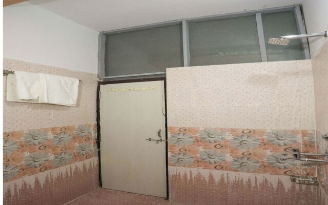 OYO 10287 Home 3BHK Villa near Lake City Mall
