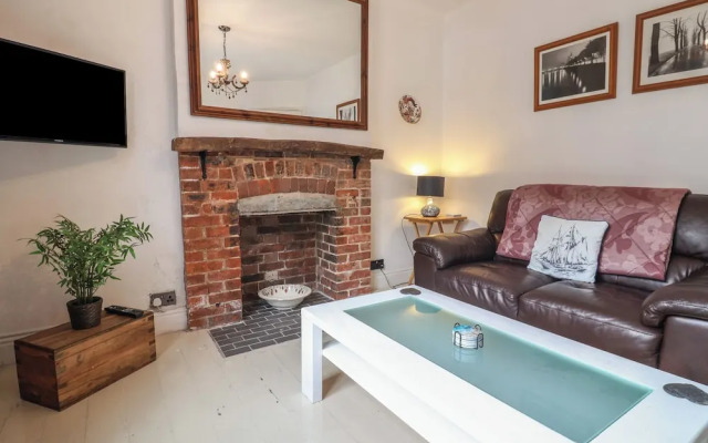 18 Chamberlaine Road